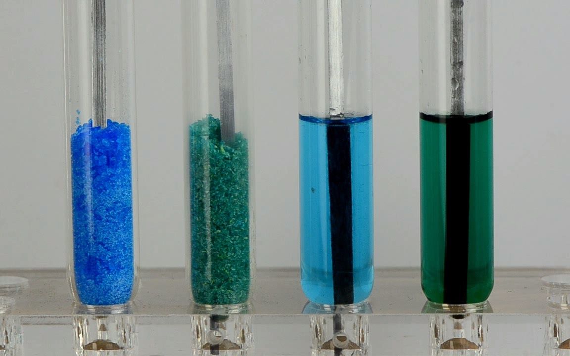 锌浴的化学成分对铁锌反应的影响